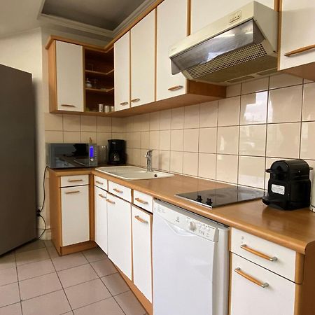 L'Appartement Des Champs Elysees Paris Exteriör bild
