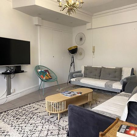 L'Appartement Des Champs Elysees Paris Exteriör bild